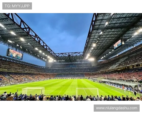 意大利老演员呼吁保护圣西罗球场:它是整个意大利文化的象征与骄傲 意大利老演员呼吁保护圣西罗球场:它是整个意大利文化的象征与骄傲